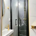 Du Theatre Rez De Chaussee * 파리