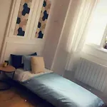 Du Theatre Rez De Chaussee 아파트 *
