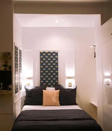 Du Theatre Rez De Chaussee