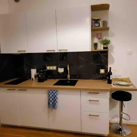 Du Theatre Rez De Chaussee * Paris