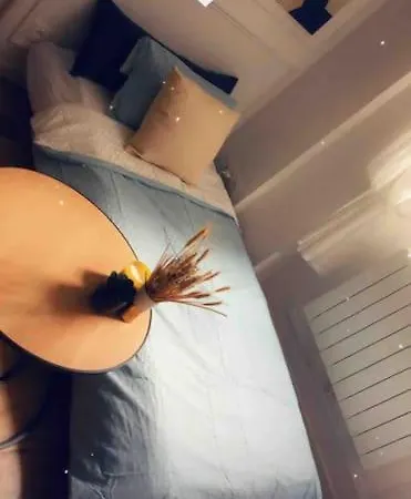 Apartment Du Theatre Rez De Chaussee Paris