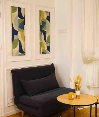 Du Theatre Rez De Chaussee Paris